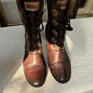 Women's Pikiino Boots